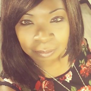 Meet your Posher, Jenn